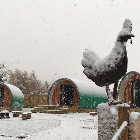 Inverness Glamping Bagian luar foto
